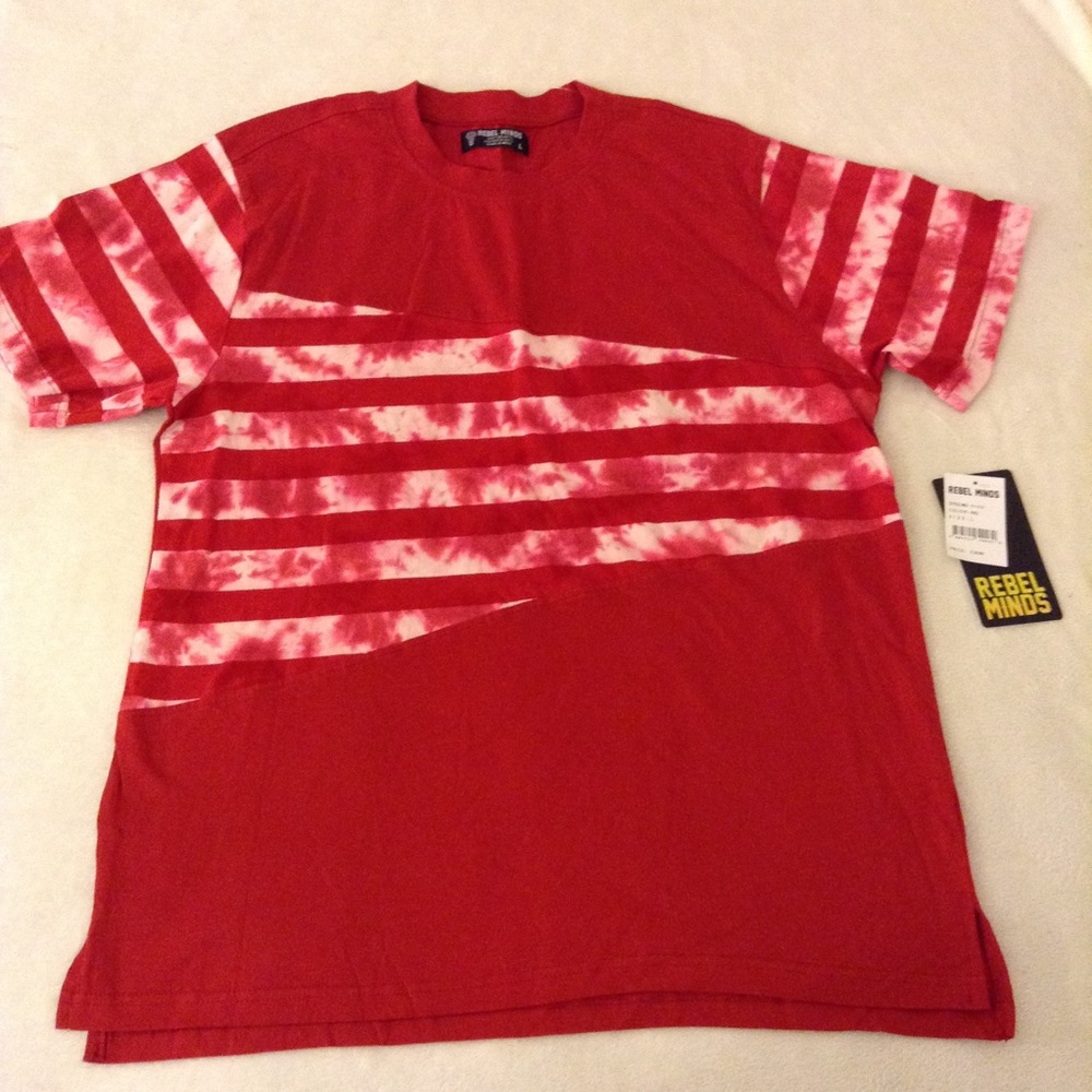 COPY - Rebel Minds Tee